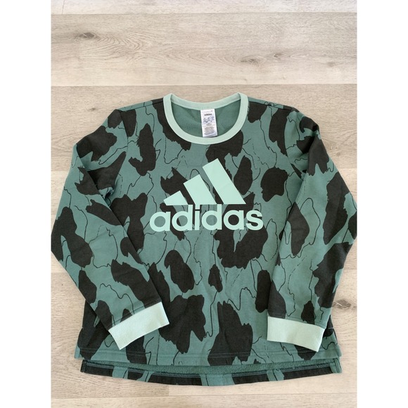 adidas Tops - Adidas Womens Abstract Animal Print Crewneck Sweatshirt Green Black Small‎